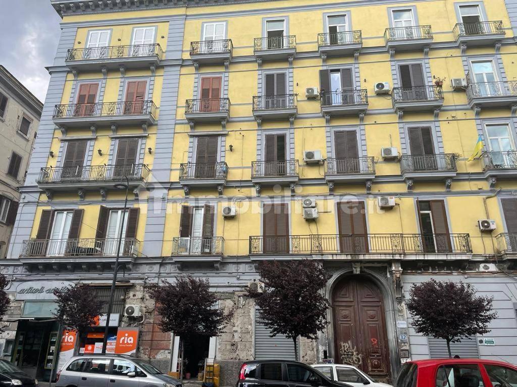 Napoli Central Nest Bed & Breakfast Luaran gambar